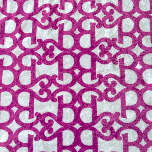 NEW 90’s Design Barbie Plush Purse With Plush Blanket inside! 💕🩷 - Picture 5 of 8